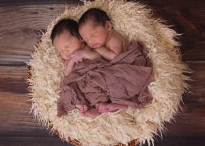 What Are Some Early Twin Pregnancy Symptoms Before A Missed Period?